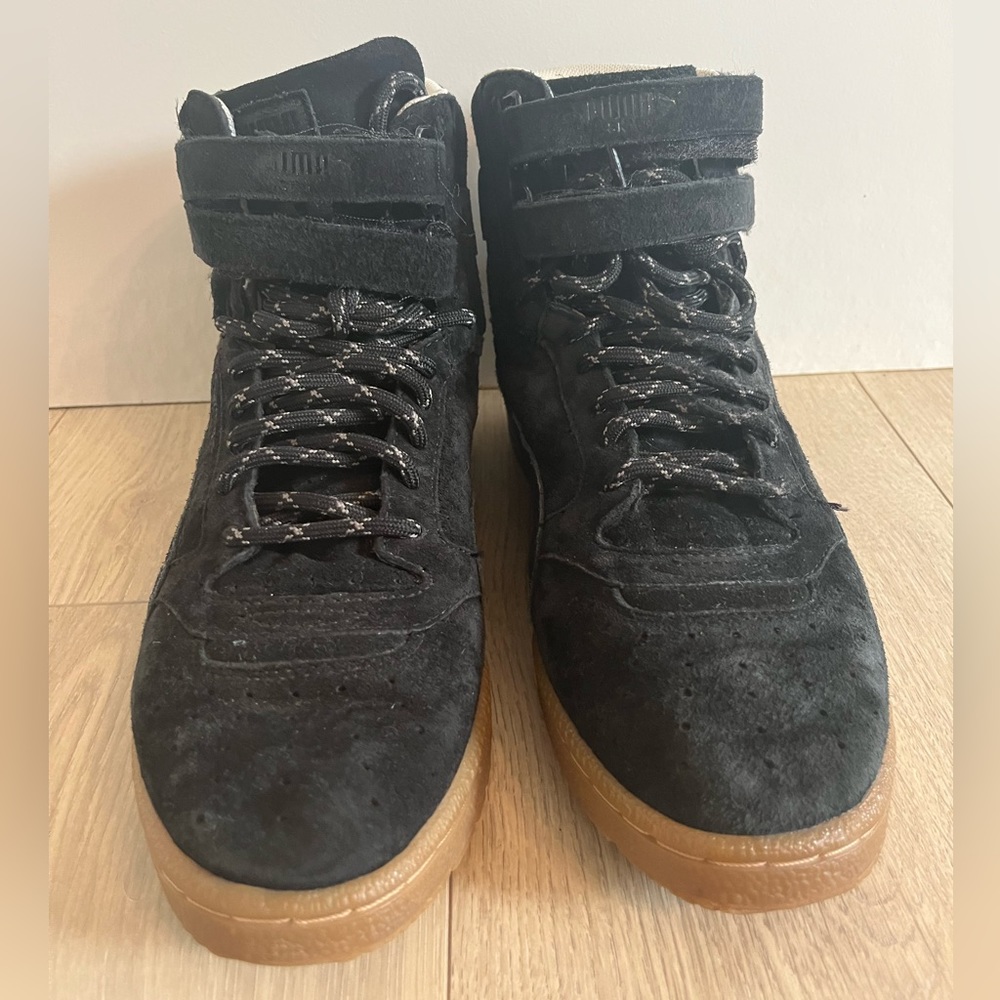 ☮️ 2/$30 EUC Suede Puma Sky Hi-Tops Size 8 - Picture 3 of 5